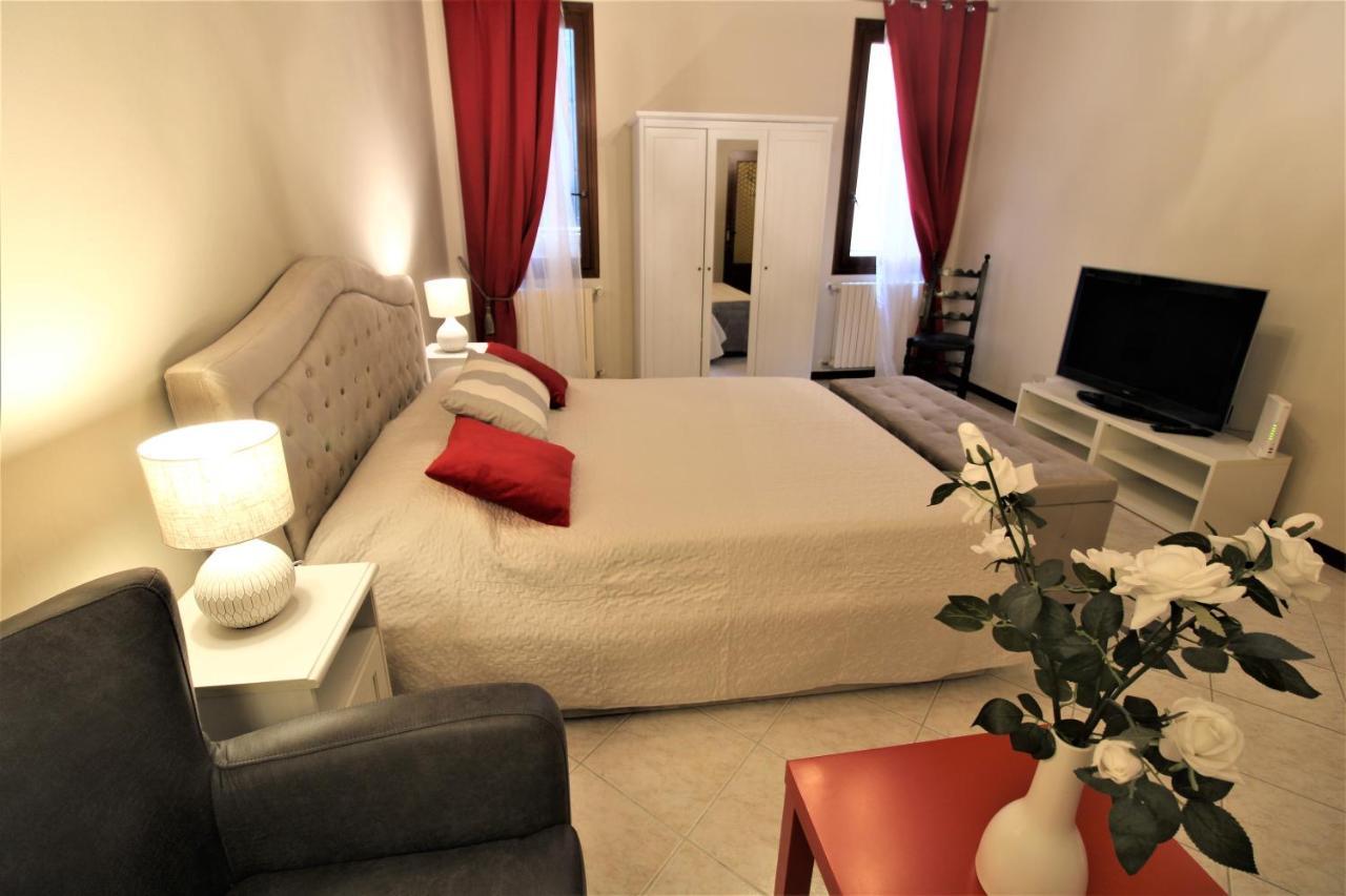 Central And Spacious Apartment Venecia Exterior foto